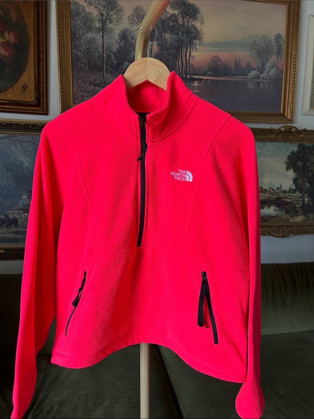 The North Face Women's TKA Attitude 1/4 Zip Fleece Jacket - Neon Pink